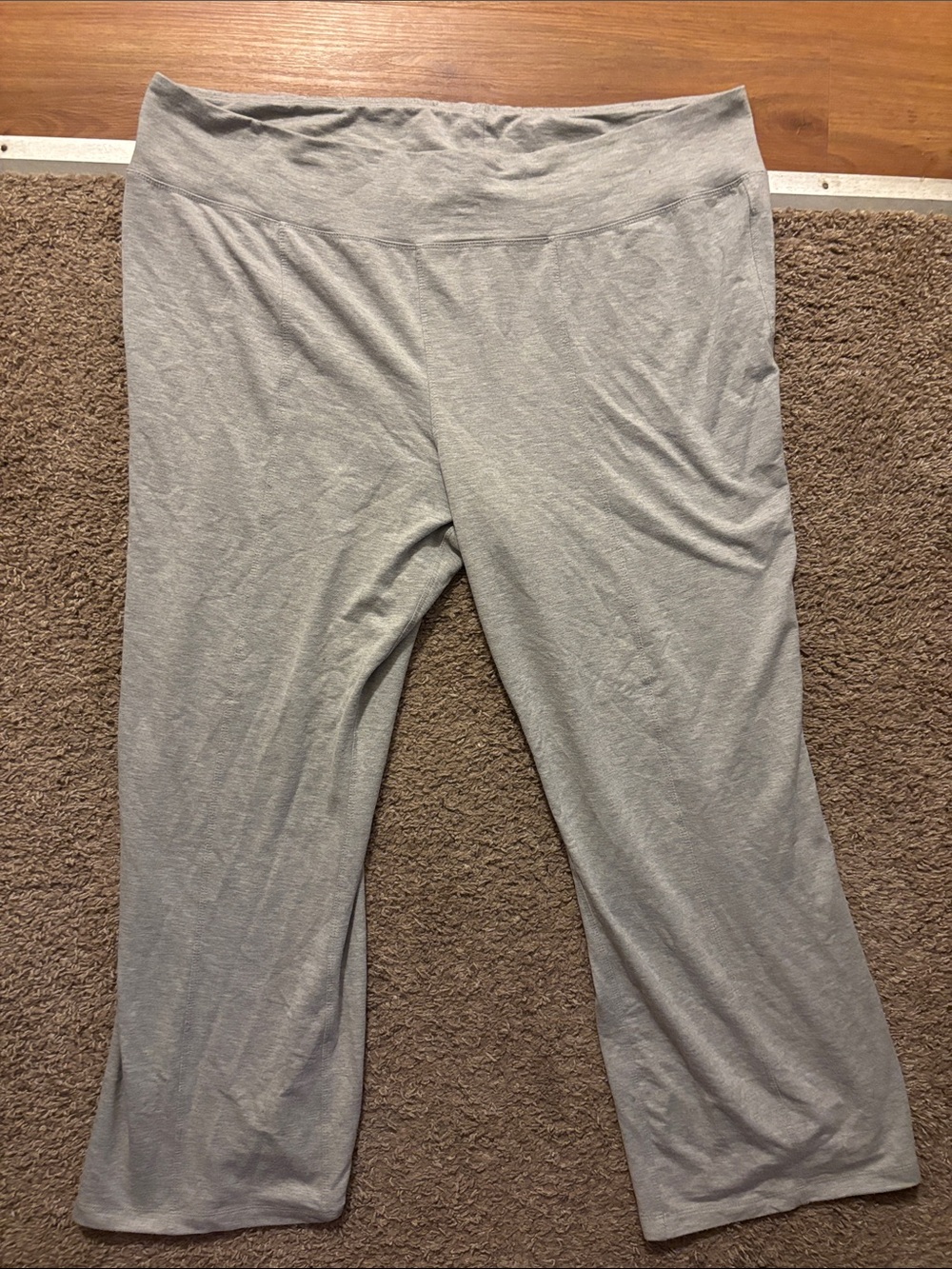 One World Womans 3X Gray Lounge Pants Elastic Waist Back Pockets Gently Used